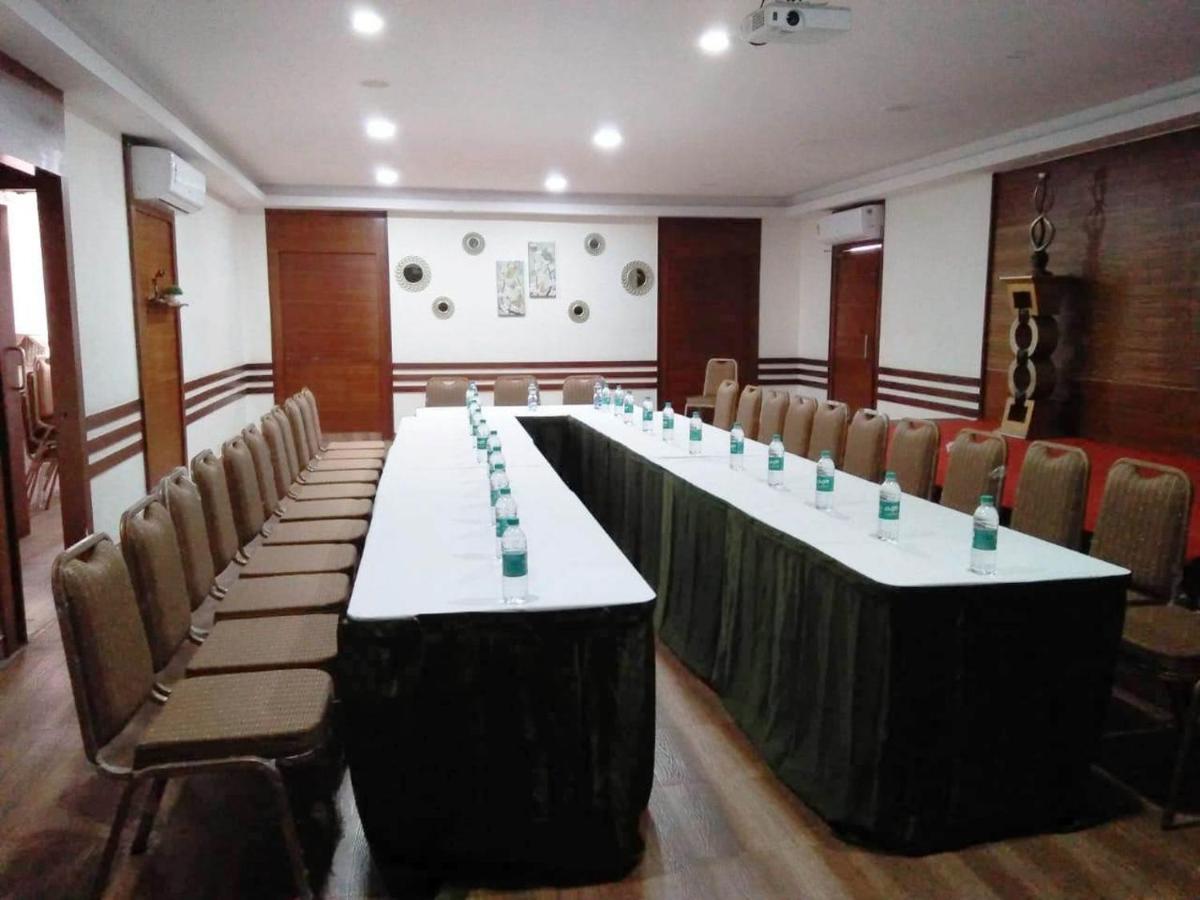Hotel Dr Rajkumar International Bangalore Exterior foto